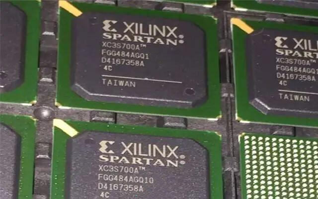 Xilinx XC6SLX25-2FTG256C
